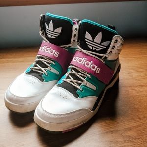 Retro Adidas Sneakers